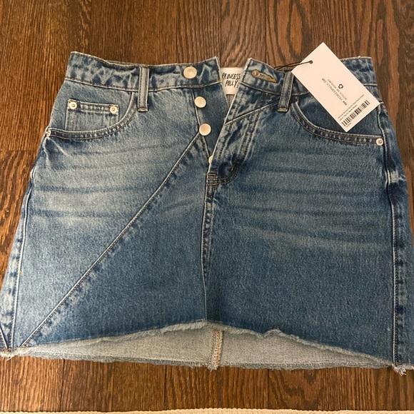 Princess Polly Dresses & Skirts - Size 4 Princess Polly mini denim skirt